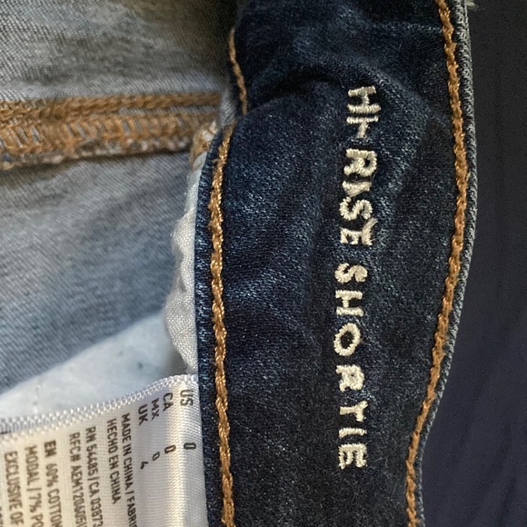 •American Eagle Outfitters Distressed Jean Shorts - Picture 11 of 16